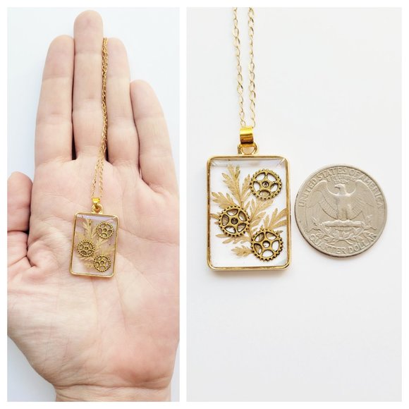 Beige and Gold Pendant Necklace Handmade Pressed Dried Leaves and Steampunk Gear - Picture 6 of 10